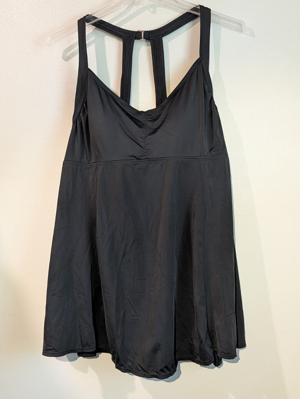Avenue Swimsuit Women Size 26W Black One Piece Full Skirt Halter Neck Padded Bra